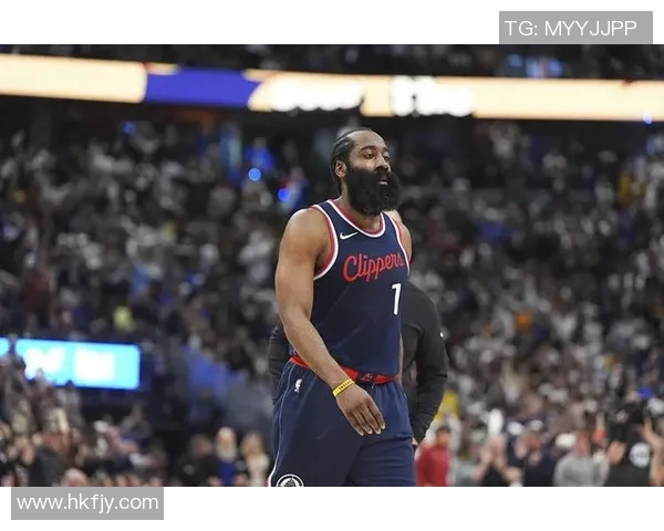 快船队交易消息曝光，球迷猜测新援会是哪位大神