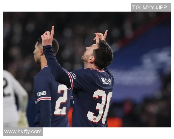 梅西带领巴黎圣日耳曼征战欧冠：首秀碾压对手，助球队卫冕冠军之路