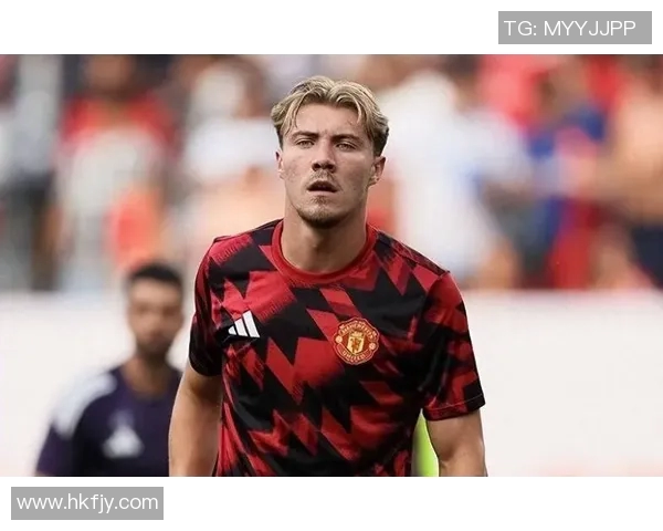 米兰转会突破曼联封锁，锁定意甲射手作为引援目标