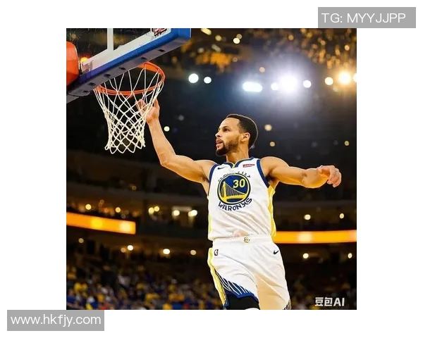 库里再度刷新纪录!连续10场比赛三分球命中率超过50%统治无人能及 库里再度刷新纪录!连续10场比赛三分球命中率超过50%统治无人能及